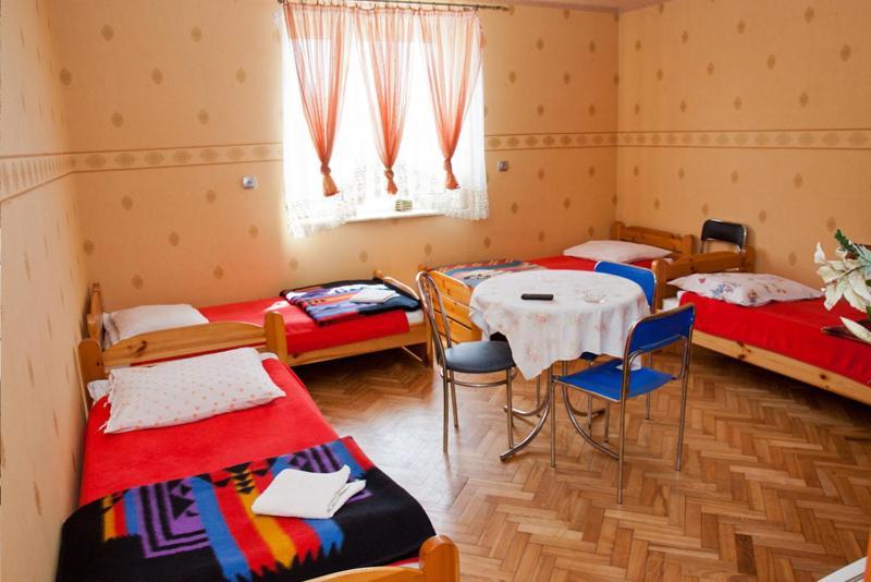 Pokoje Goscinne Amader Zambrow Exterior photo
